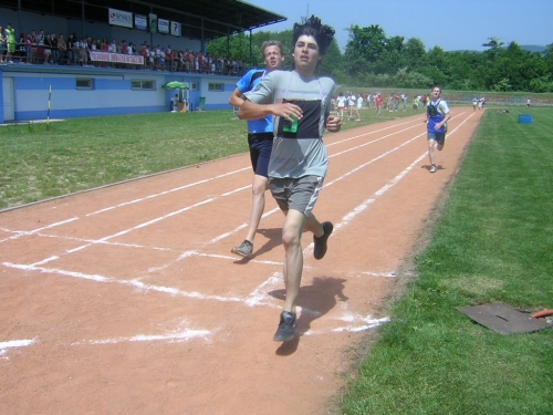 Podjavorinské ľahkoatletické hry mládeže 2008 - beh 800 m (tento sa bežal ako Memoriál M  Solovica)