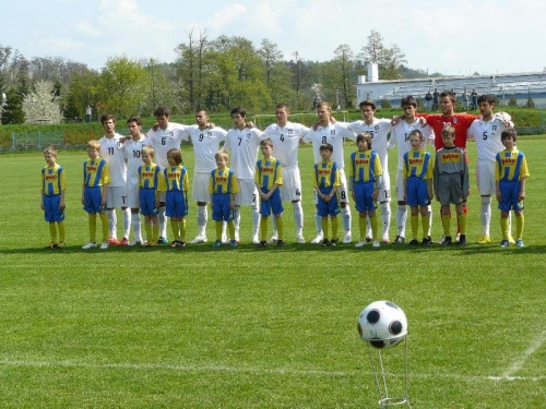 Celkový víťaz turnaja mužstvo Talianska, ktorých na ihrisko doviedli  naši mladší žiaci MFK