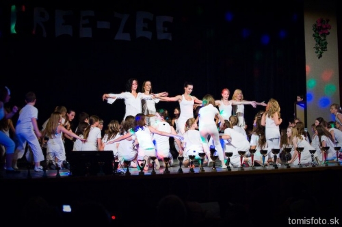 free-zee dance show