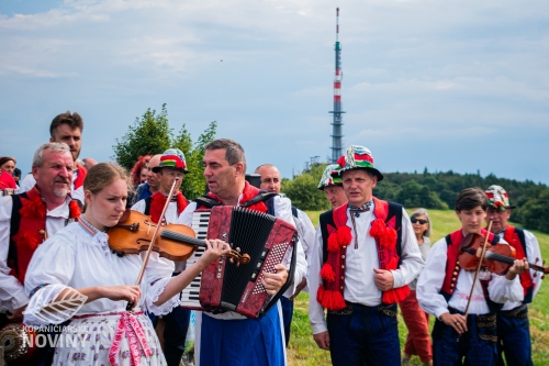 Slávnosti bratstva Čechov a Slovákov na Veľkej Javorine